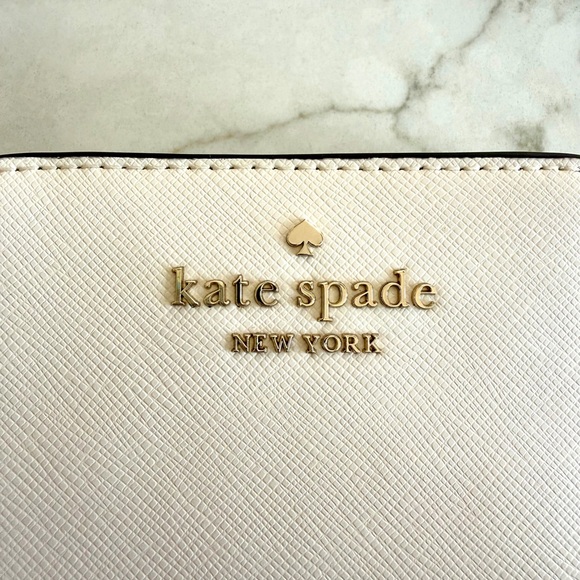 SOLD ELSEWHERE Kate Spade Staci Small Zip Around Bifold Wallet - Parchment - Picture 6 of 7
